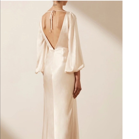 LA LUNE BALLOON SLEEVE BACKLESS MIDI DRESS - CREAM - Picture 2 of 8